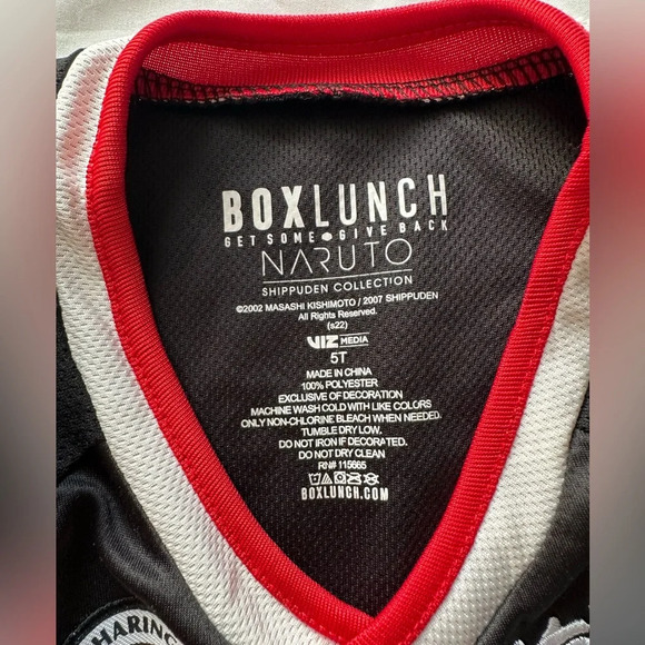 Box Lunch Naruto Shippuden Uchina Clan Black/Red/White Short Sleeve Size 5T - Picture 2 of 3